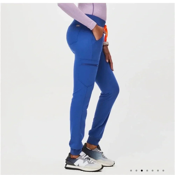 FIGS LIMITED EDITION ZAMORA JOGGERS Size L Petite Nurse Scrubs Medical Doctor - Picture 4 of 13